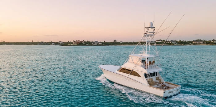 tiger-woods-sportfishing-boat-solitude-profile